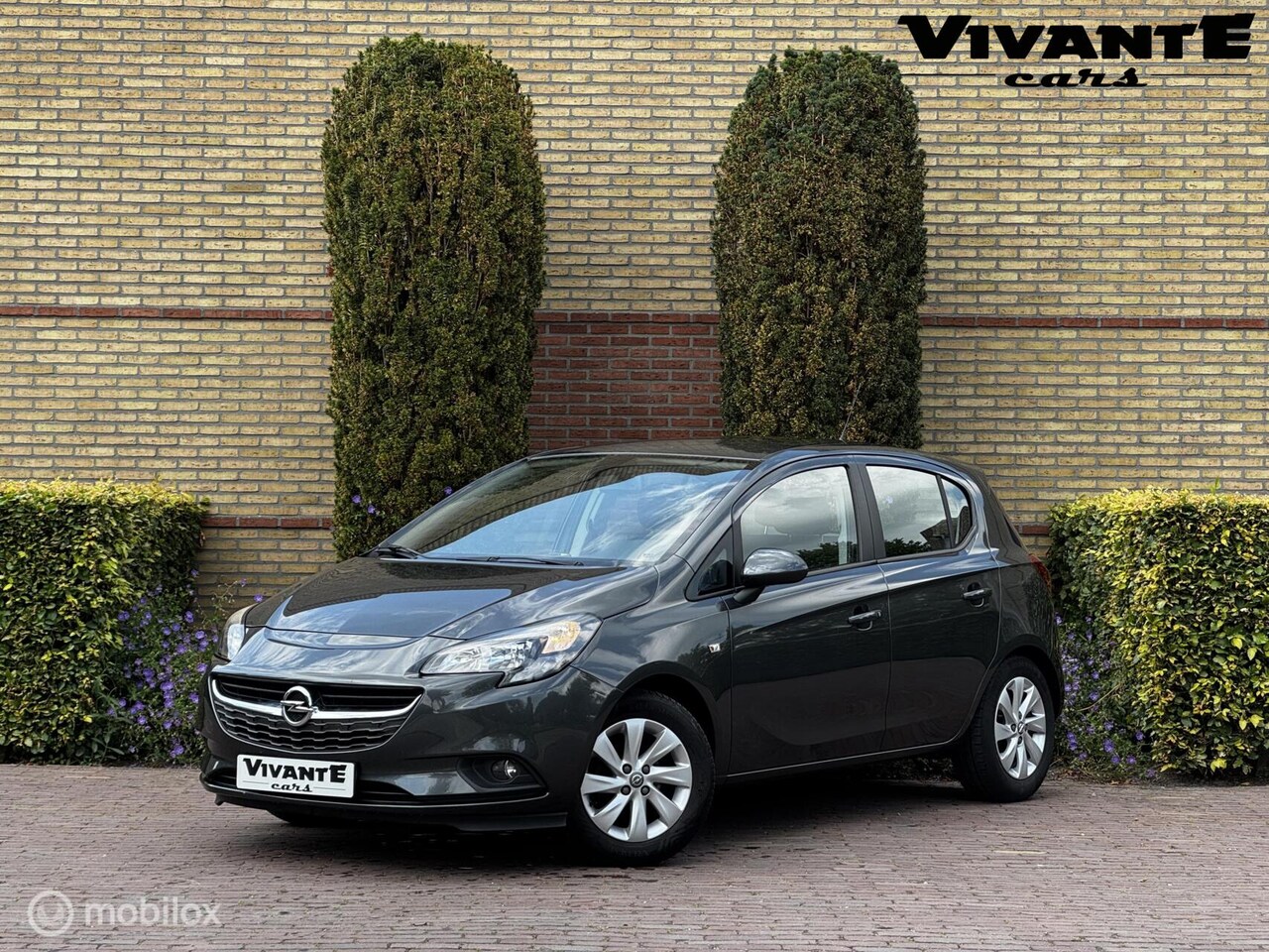 Opel Corsa - 1.2 Airco*Bluetooth*5-Deurs*L.M. Velgen - AutoWereld.nl