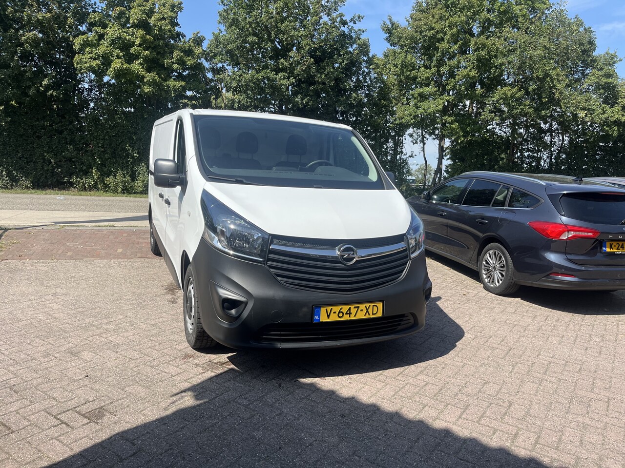Opel Vivaro - 1.6 CDTI L2H1 Edition EUR6 3P KASTEN CRUISE - AutoWereld.nl