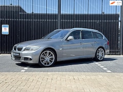 BMW 3-serie Touring - 325xi LCI - 6 CILINDER - AUTOMAAT - M PAKKET - LEER - NAVIGATIE