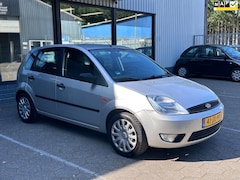 Ford Fiesta - 1.4-16V First Edition