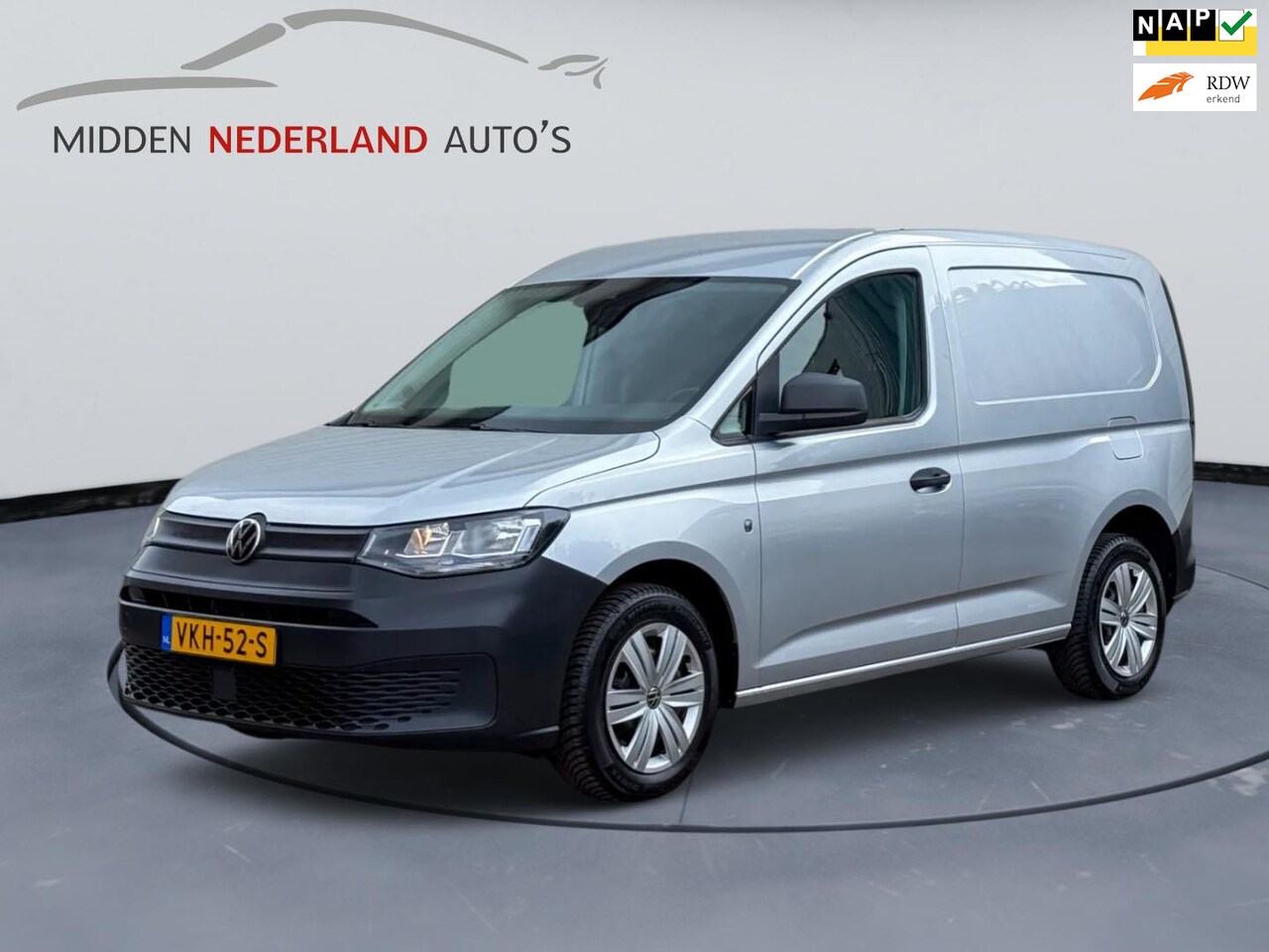 Volkswagen Caddy Cargo - 2.0 TDI * AUTOMAAT * DEALER ONDERHOUDEN * TREKHAAK * CAR PLAY * - AutoWereld.nl