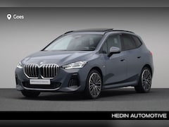 BMW 2-serie Active Tourer - 225e xDrive | Comfort Access | Glazen panoramadak | Extra getint glas in achterportierruit