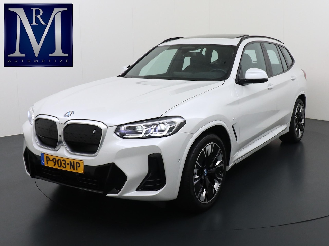 BMW iX3 - High Executive 80 kWh M SPORT DEALER ONDERHOUDEN | MEGA COMPLEET (oa: DRIVING ASSIST.PROFF - AutoWereld.nl