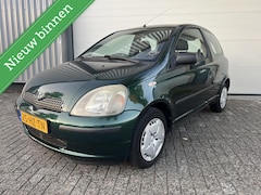 Toyota Yaris - 1.3-16V VVT-i NIEUWE APK