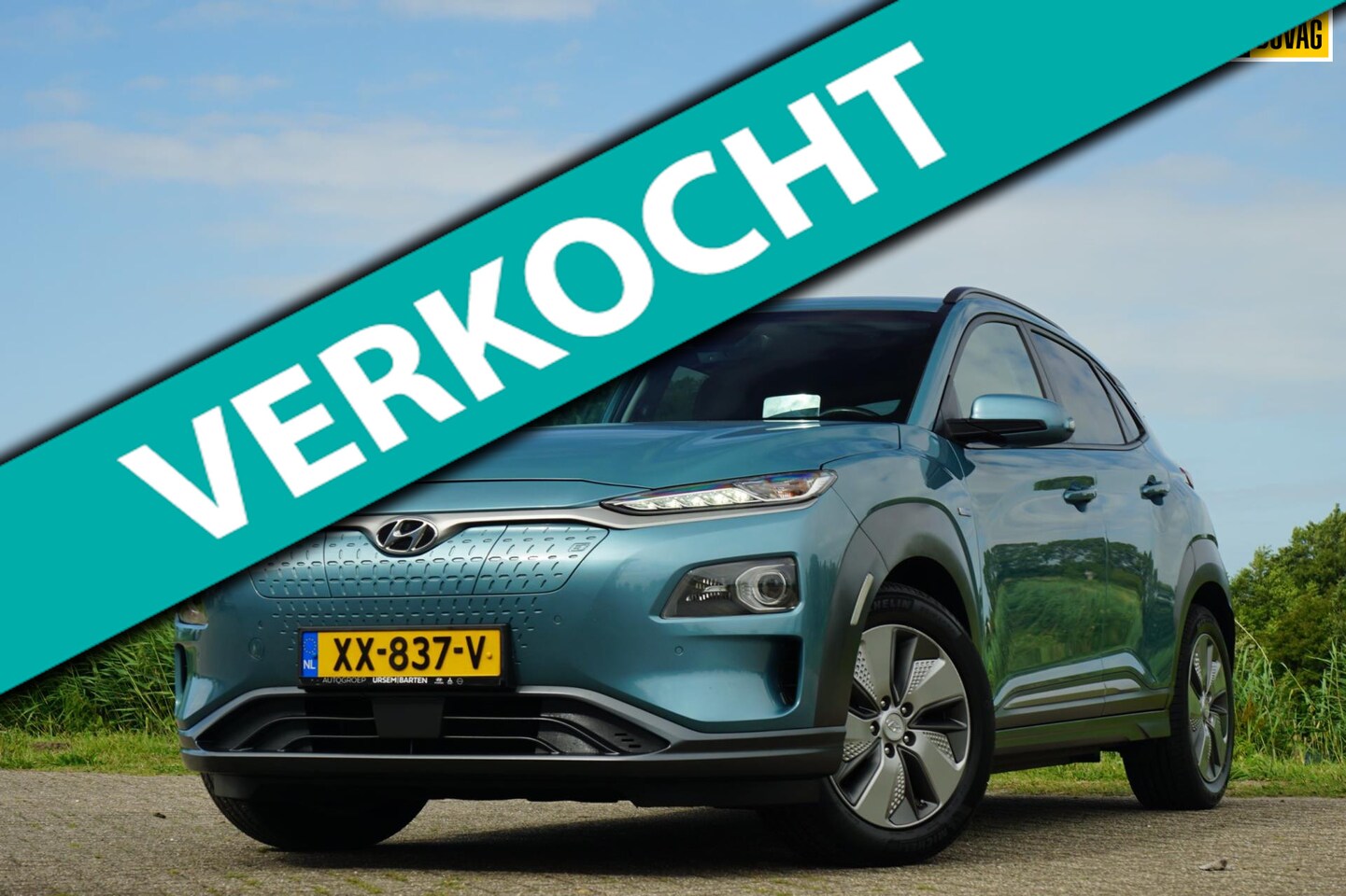 Hyundai Kona Electric - EV Premium 64 kWh Warmtepomp | Surf Blue | Leder/Stoelverwarming-koeling/LED/Carplay/Compl - AutoWereld.nl