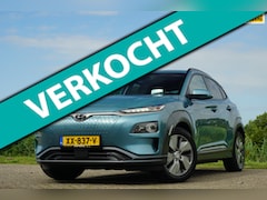 Hyundai Kona Electric - EV Premium 64 kWh Warmtepomp | Surf Blue | Leder/Stoelverwarming-koeling/LED/Carplay/Compl