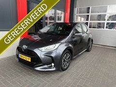 Toyota Yaris - 1.5 Hybrid Dynamic Team D | CarPlay | Camera | ACC | LED | Keyless | DAB+