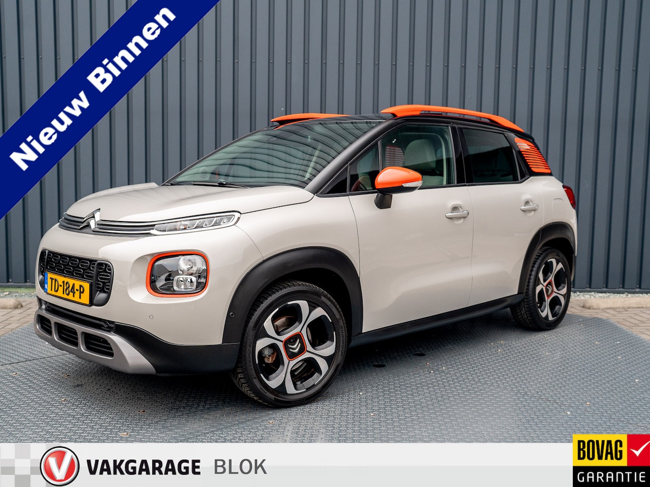 Citroën C3 Aircross - 1.2 PureTech S&S Shine | Panodak | Head UP | Keyless | Prijs Rijklaar!! - AutoWereld.nl