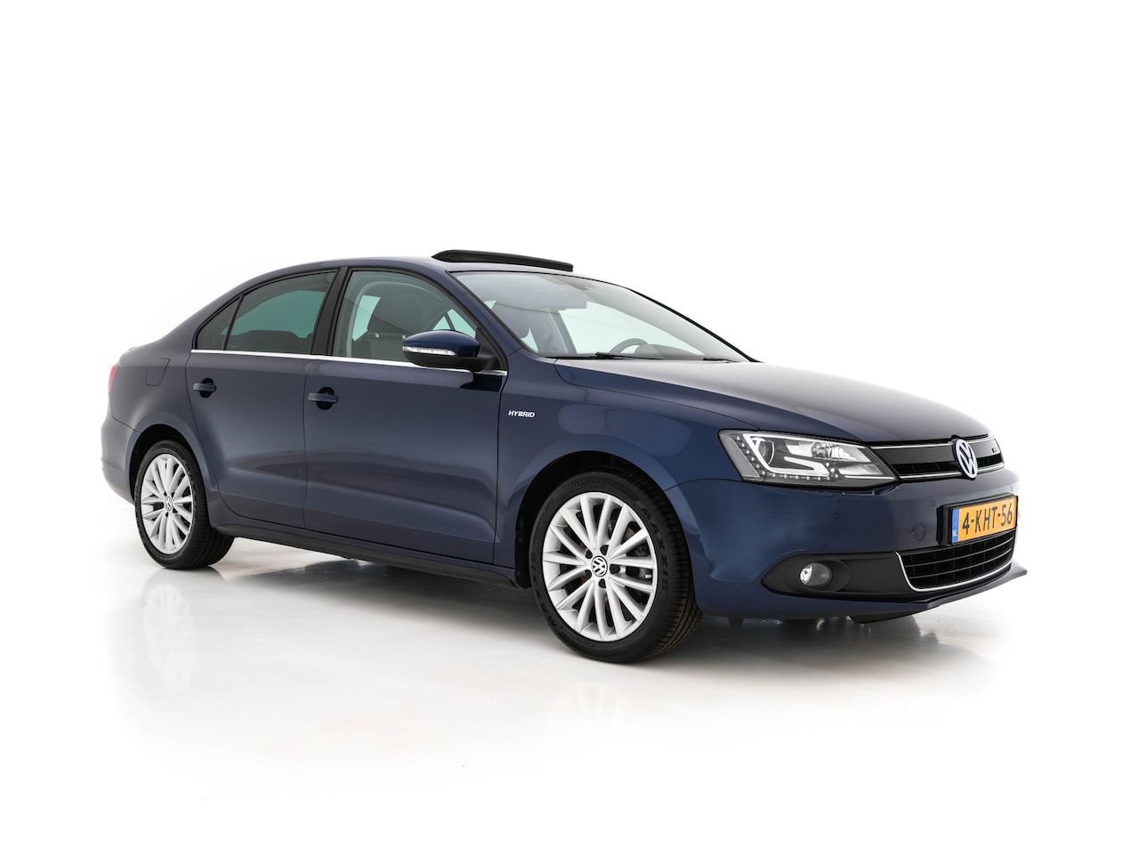 Volkswagen Jetta - 1.4 TSI Hybrid Highline Executive-Pack Aut. *PANO | BI-XENON | NAVI-FULLMAP | CAMERA | HEA - AutoWereld.nl