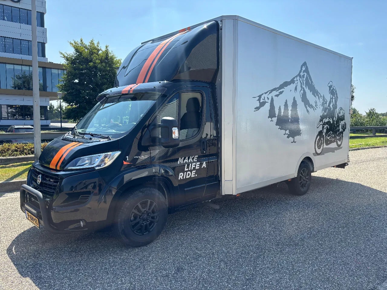 Fiat Ducato - 2.3 Multijet 150 Bakwagen Laadklep Airco Cruisecontrol EURO 6 (4,75 L) MARGE - AutoWereld.nl