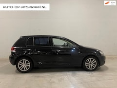 Volkswagen Golf - 1.4 TSI Highline AUT. Navi Camera 5drs