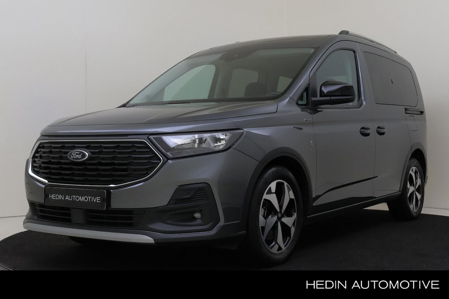 Ford Tourneo Connect - Active 1.5 Automaat | 7-Zitplaatsen | Panoramadak | Verwarmde voorruit | Navigatie - AutoWereld.nl