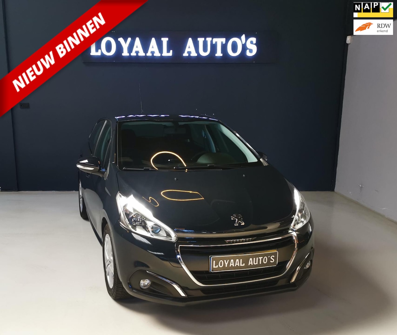 Peugeot 208 - 1.2 PureTech Blue Lion | NAVI | AIRCO | CRUISE | PDC | NAP | APK. - AutoWereld.nl