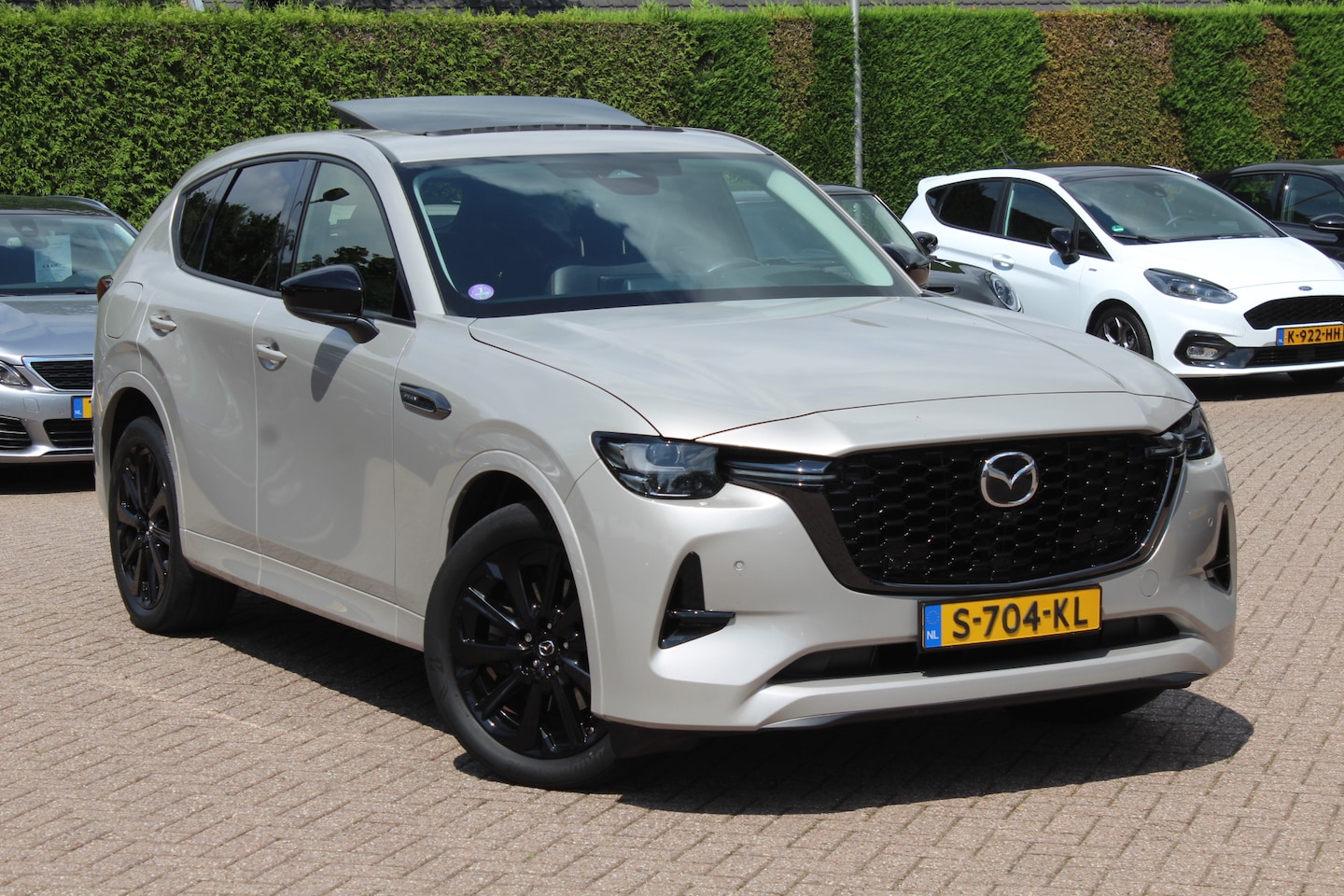 Mazda CX-60 - 2.5 e-SkyActiv PHEV Homura / Panoramadak / 360Camera / Head-up / Leder / Keyless / 20'' / - AutoWereld.nl
