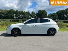 Alfa Romeo Giulietta - 1.750 TBI QV, YOUNGTIMER, Volle auto