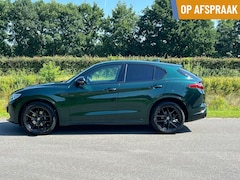 Alfa Romeo Stelvio - 2.2 jtdm Q4 Veloce, My 21, Verde Visconti