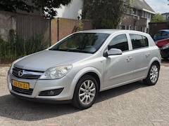 Opel Astra - 1.6 Cosmo 5DEURS AIRCO NAP INRUILKOOPJE