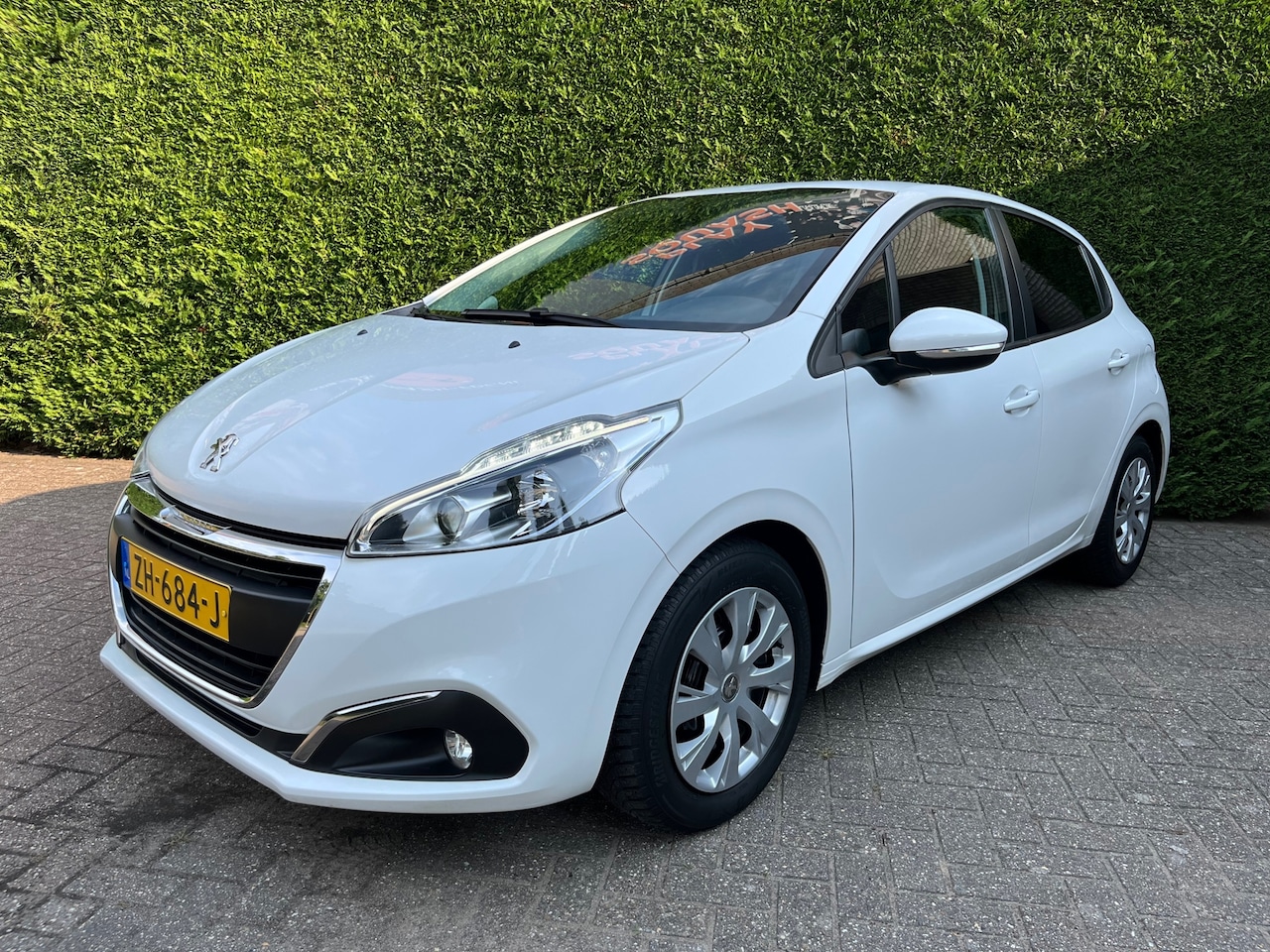 Peugeot 208 - 1.2 Blue Lease Active Carplay, PDC, Navi, Cruise, Eerste eigenaar! - AutoWereld.nl