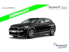 BMW X2 - sDrive18i M-Sport-X - Pano - Trekhaak - Head-Up - Hifi - Navi Plus