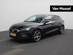 SEAT Leon - 1.0 TSI Style Business Intense 110 PK | Climate Control | Lichtmetalen Velgen | Parkeersen