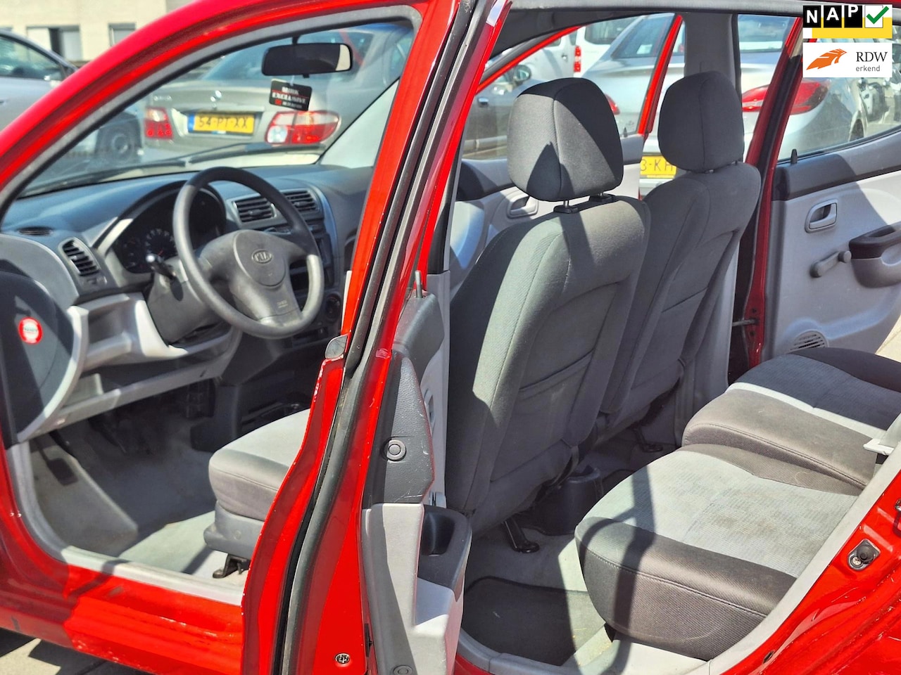 Kia Picanto - €850,-1.0 LXE APK 11/2025 TREKHAAK NAPPAS - AutoWereld.nl