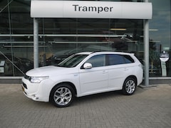 Mitsubishi Outlander - 2.0 PHEV Instyle 4WD