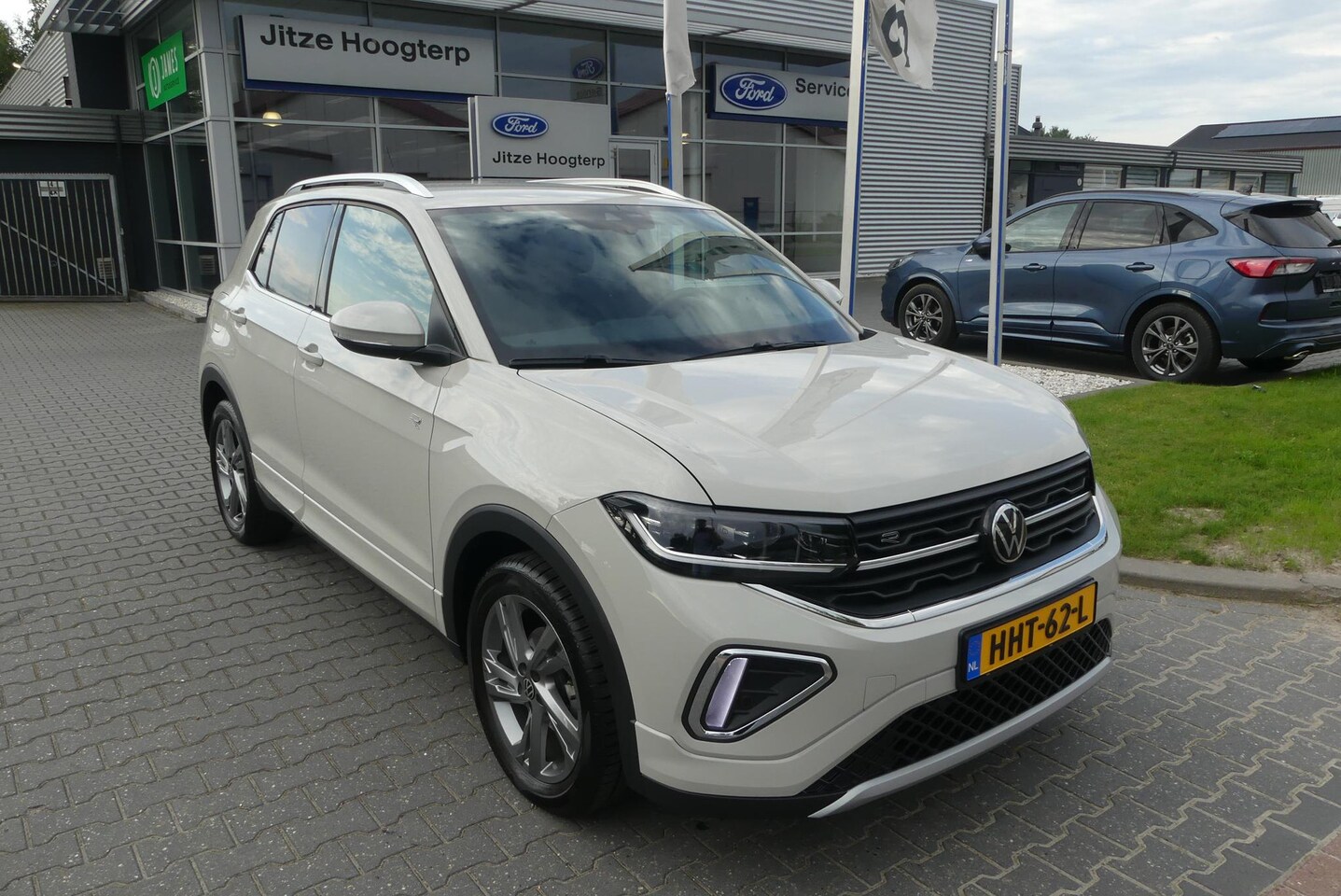 Volkswagen T-Cross - 1.0 TSI R-Line ADAPT. CRUISE, STOELVERW., MATRIX, NAVI, 14.958KM - AutoWereld.nl