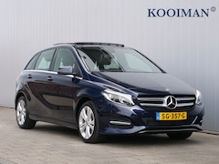 Mercedes-Benz B-klasse - 180 123pk Ambition Automaat Navigatie / Camera / Schuifdak / Stoelverwarming