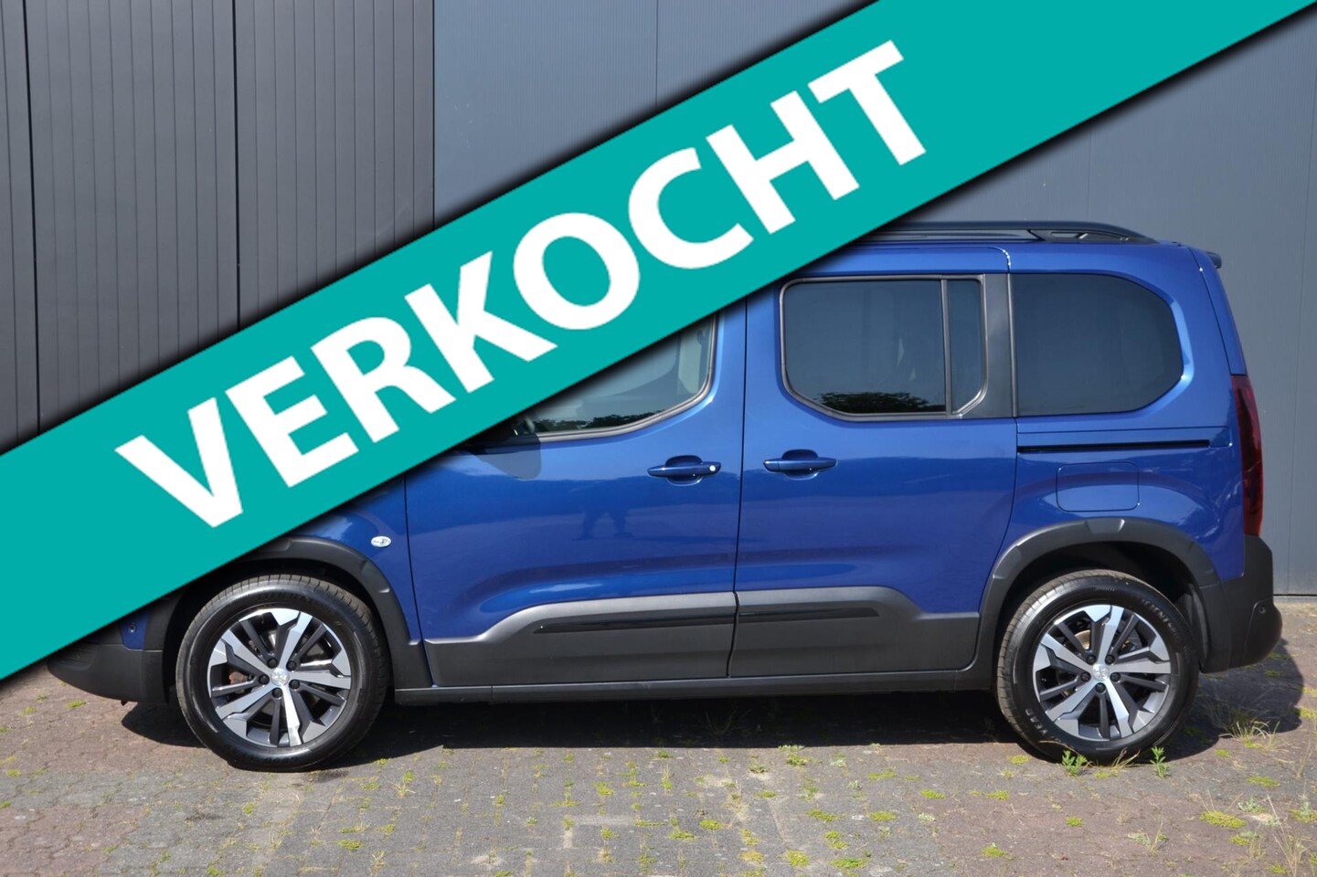 Peugeot Rifter - 1.2 130 PK automaat 8 GT - Line * Panorama dak * Navi * - AutoWereld.nl