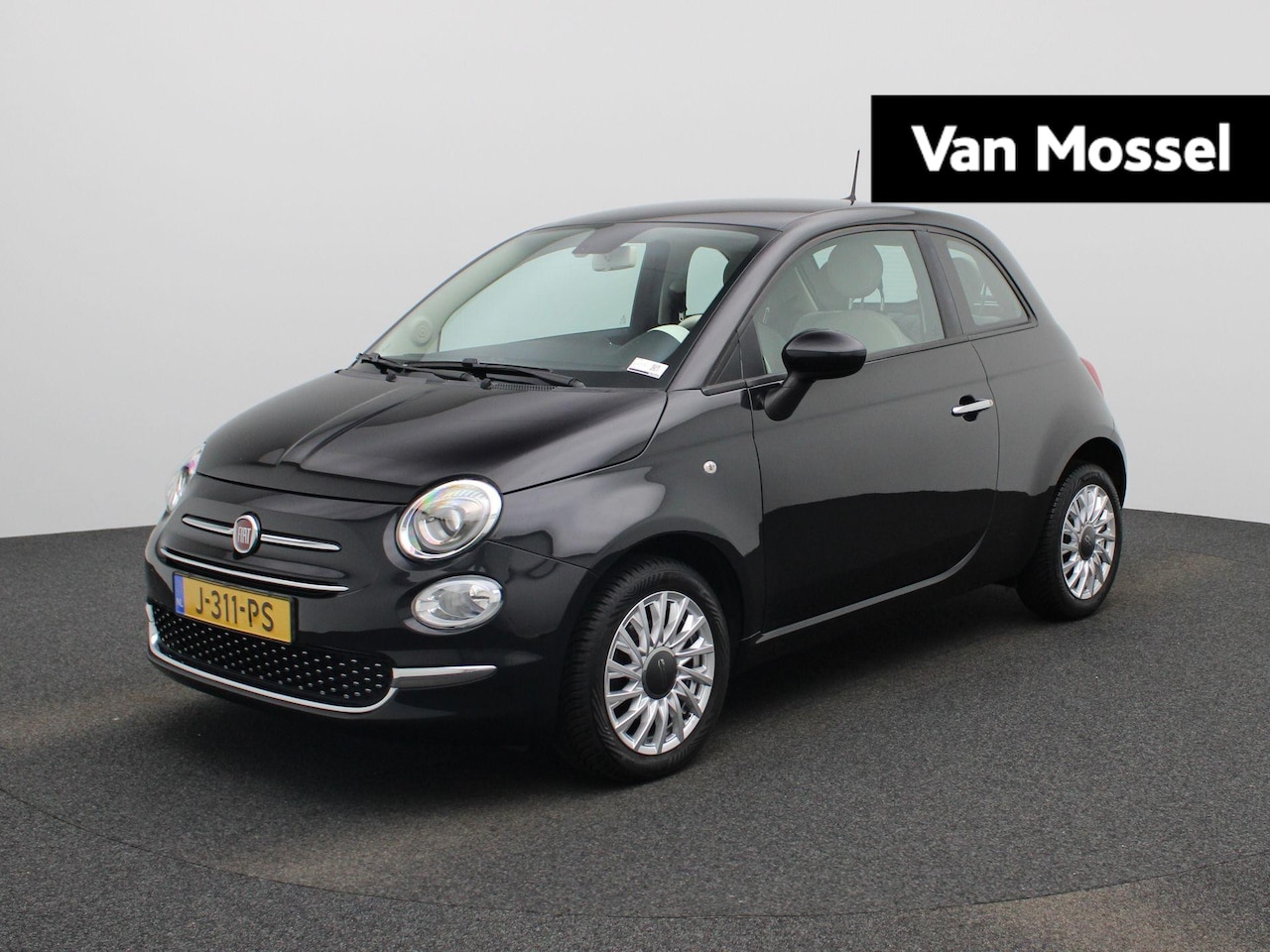 Fiat 500 - 1.0 Hybrid Lounge | LMV | Parkeer sensoren | Bluetooth | DAB | Airco - AutoWereld.nl