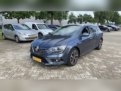 Renault Mégane Estate - 1.3 TCe Bose | Navigatie | Automatische airco | Parkeersensoren rondom | Camera achter |