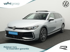 Volkswagen Passat Variant - 1.5 eHybrid 204 pk DSG R-Line Edition | Panoramadak | IQ Light | Trekhaak | Stoel-/stuurve