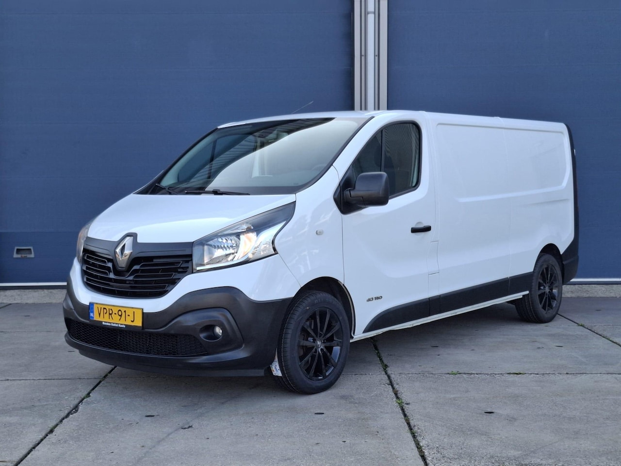 Renault Trafic - 1.6 dCi T29 L2H1 Comfort Energy AIRCO / CRUISE CONTROLE / NAVI / CARMERA - AutoWereld.nl