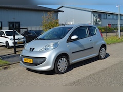 Peugeot 107 - 1.0-12V XS