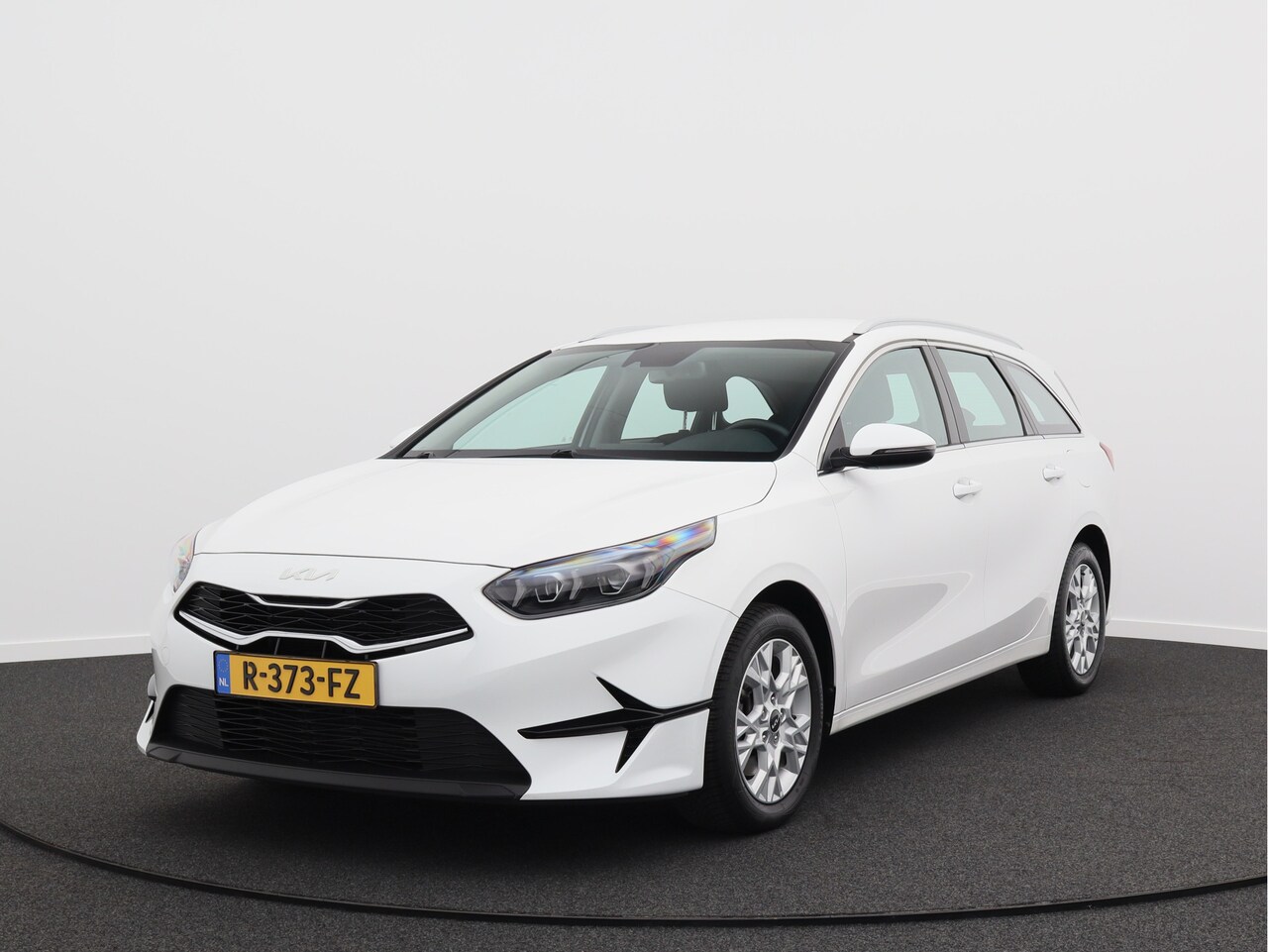 Kia Cee'd Sportswagon - Ceed 1.0 T-GDi DynamicLine/ lage km/ zeer mooi! - AutoWereld.nl