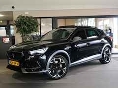 CUPRA Formentor - 1.4 e-Hybrid VZ 245PK Pano Volleder Trekhaak Cam
