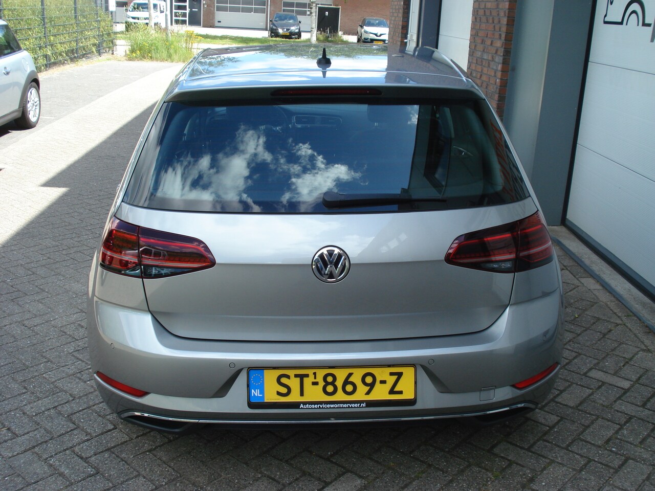 Volkswagen Golf - 1.0 TSI Comfortline Business Zeer netjes
