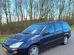 Ford Focus Wagon - 1.8-16V Ghia