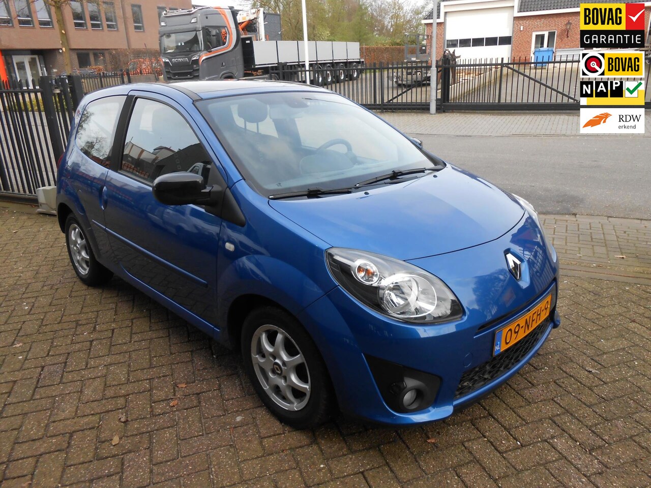 Renault Twingo - 1.2-16V Dynamique Panorama en schuifdak/kanteldak - AutoWereld.nl
