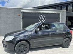 Skoda Fabia - 1.2 Go *grootscherm