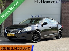 Volvo S60 - 2.0 D3 163PK 5 cilinder Leder Stoelverwarming Trekhaak