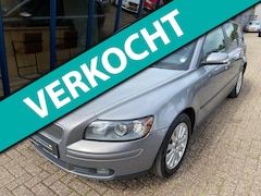 Volvo V50 - 2.4 Kinetic Automaat LEER / SUNROOF / YOUNGTIMER