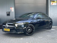 Mercedes-Benz A-klasse - 180 d Launch Edition Premium Plus NAP PANO CAMERA SFEER MEMORYSEATS CLIMA NAVI LEER STOELV