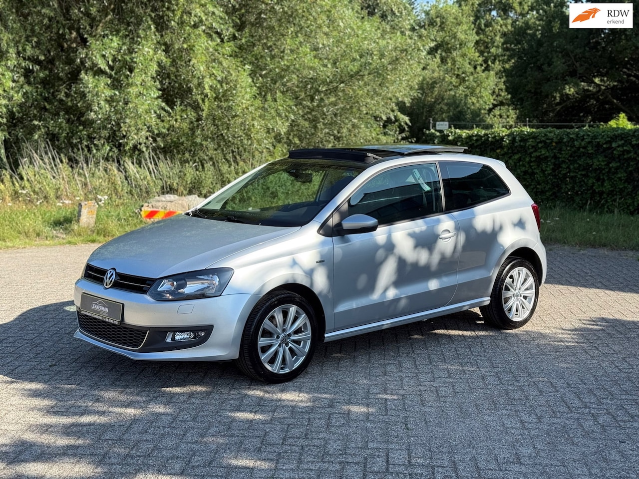 Volkswagen Polo - 1.2 TSI high line I PANO I PDC I CLIMA I 2 JAAR APK I CRUISE - AutoWereld.nl