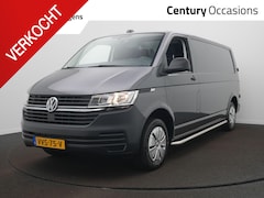 Volkswagen Transporter - Bedrijfswagens 2.0 TDI L2H1 28 Cruise / Parkeersensoren / App-Connect / Airco / Trekhaak