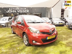 Toyota Yaris - 1.3 VVT-i Dynamic *Airco*Cruise*Camera*Trekhaak
