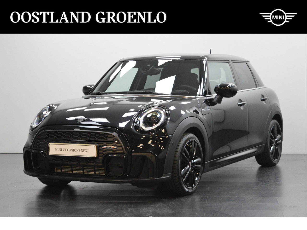 MINI John Cooper Works - Hatchback Cooper Automaat / Sportstoelen / Achteruitrijcamera / LED / Adaptief onderstel / - AutoWereld.nl