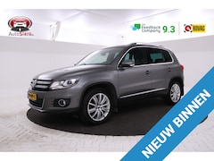 Volkswagen Tiguan - 2.0 TDI Sport&Style R-line Edition Panorama dak, Airco, Trekhaak