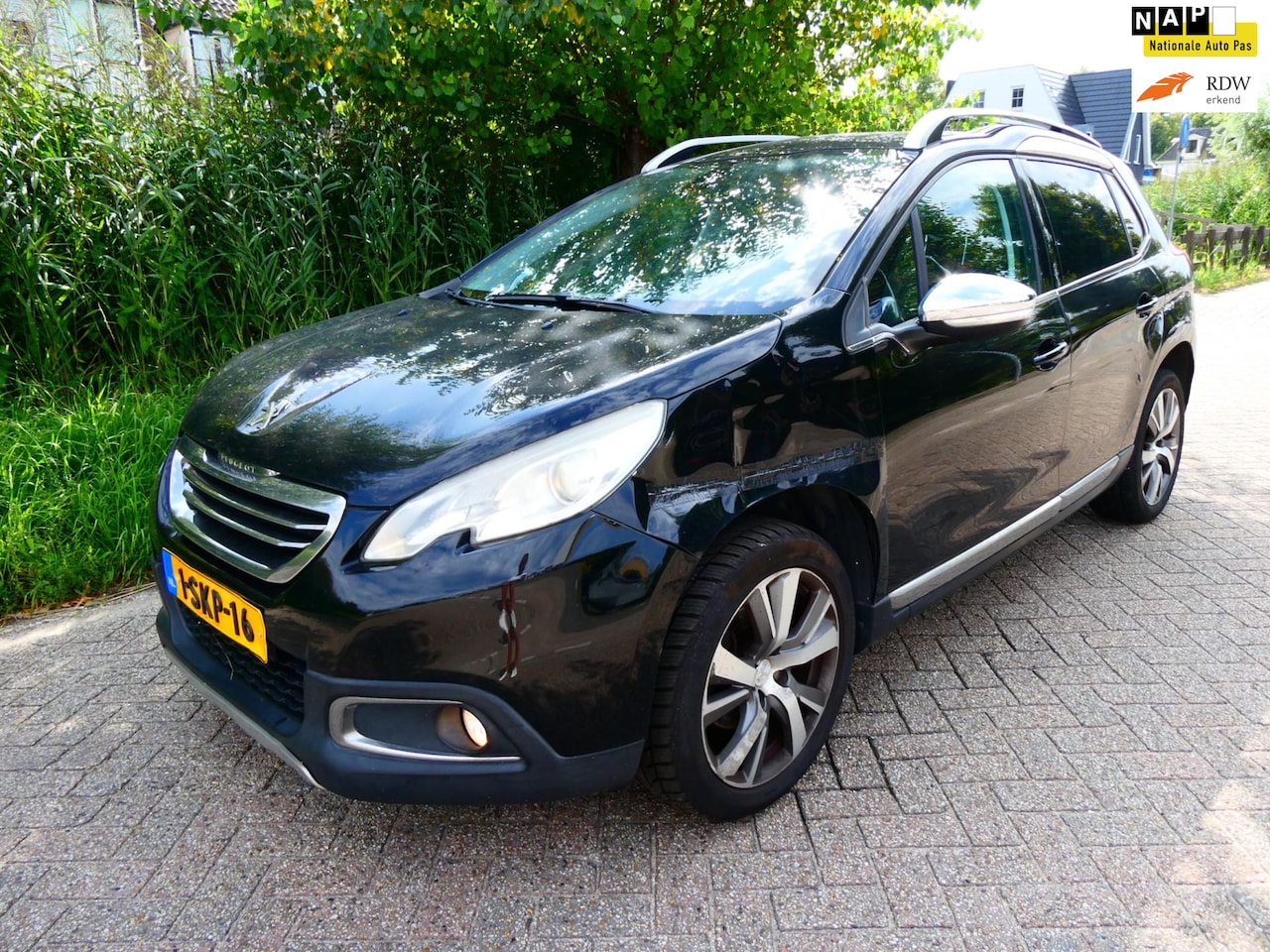 Peugeot 2008 - 1.6 VTi 120pk Clima Navi Pano LEES TEKST HANDEL EXPORT - AutoWereld.nl