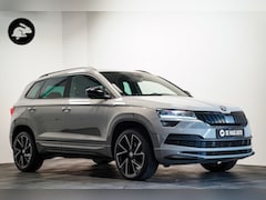 Skoda Karoq - 1.5 TSI Sportline/Steel Grey/19 inch/Acc/Apple car play